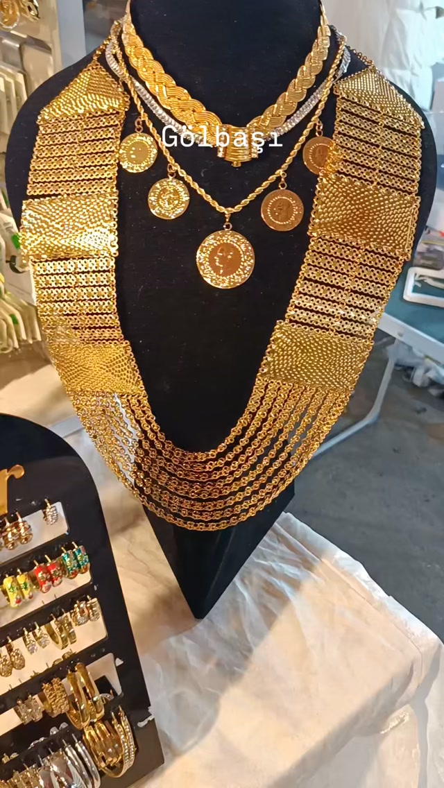 Parla Takı